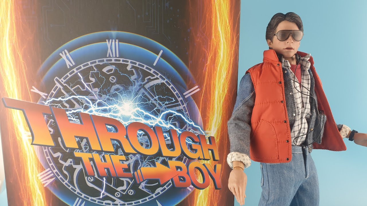 marty Mcfly present toys 1/6 through the boy..back to the
