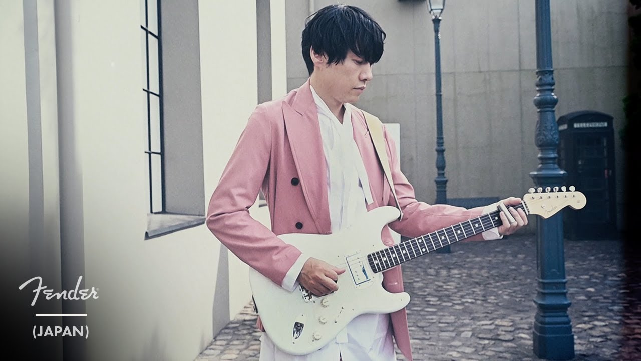 Souichiro Yamauchi Stratocaster® Custom - YouTube