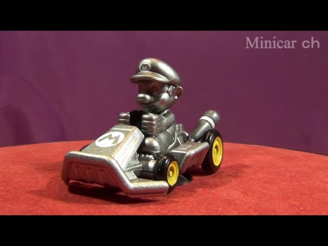 ドリームトミカ メタルマリオ 東京おもちゃショー2013 - YouTube