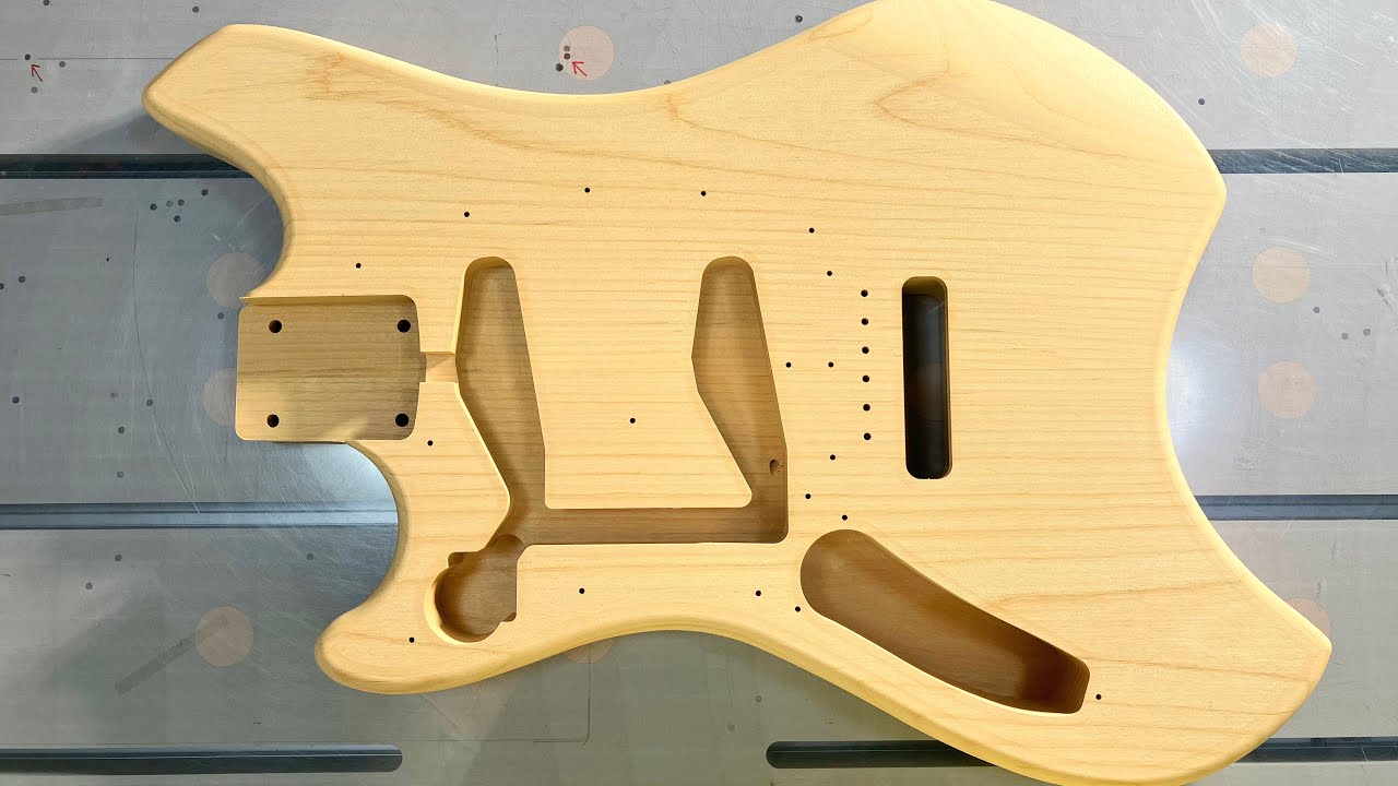 Type Fender Swinger Lefty ギター ボディー 製作 - YouTube