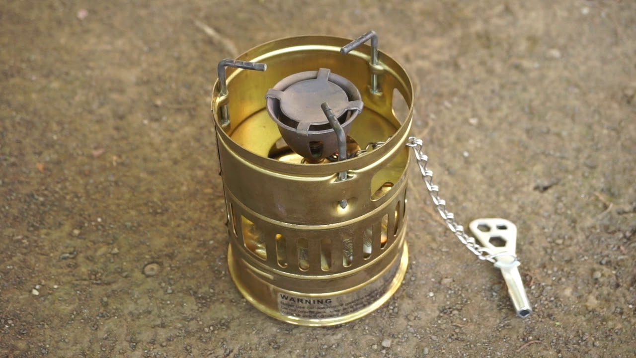 OPTIMUS 123Rスベアストーブの着火方法 - YouTube