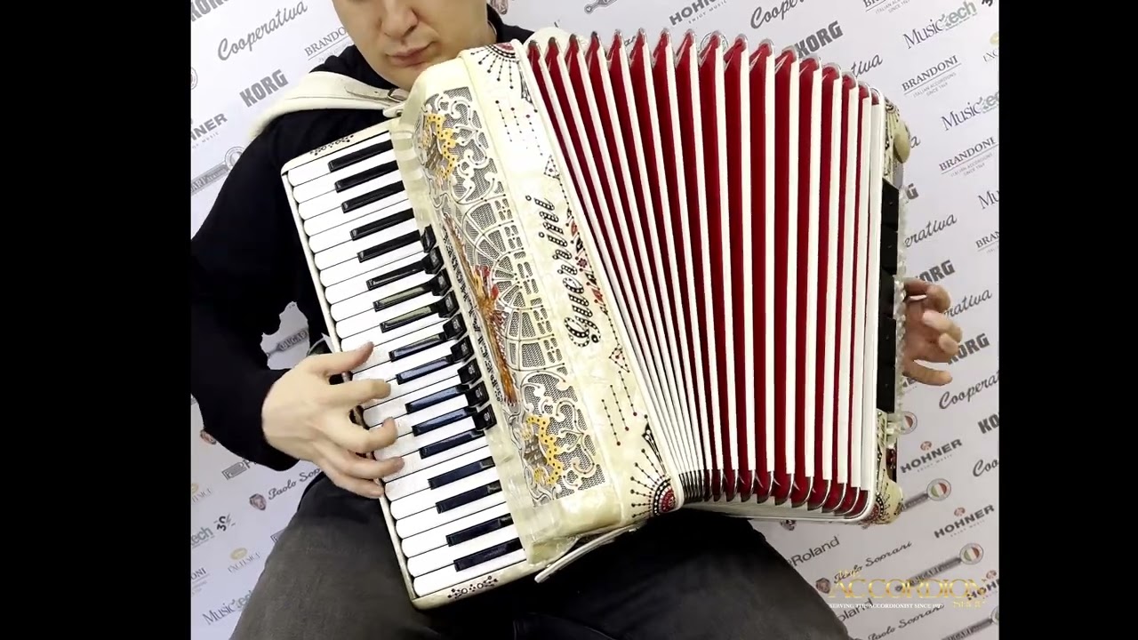 Guerrini Polka King 120 Bass Accordion - YouTube