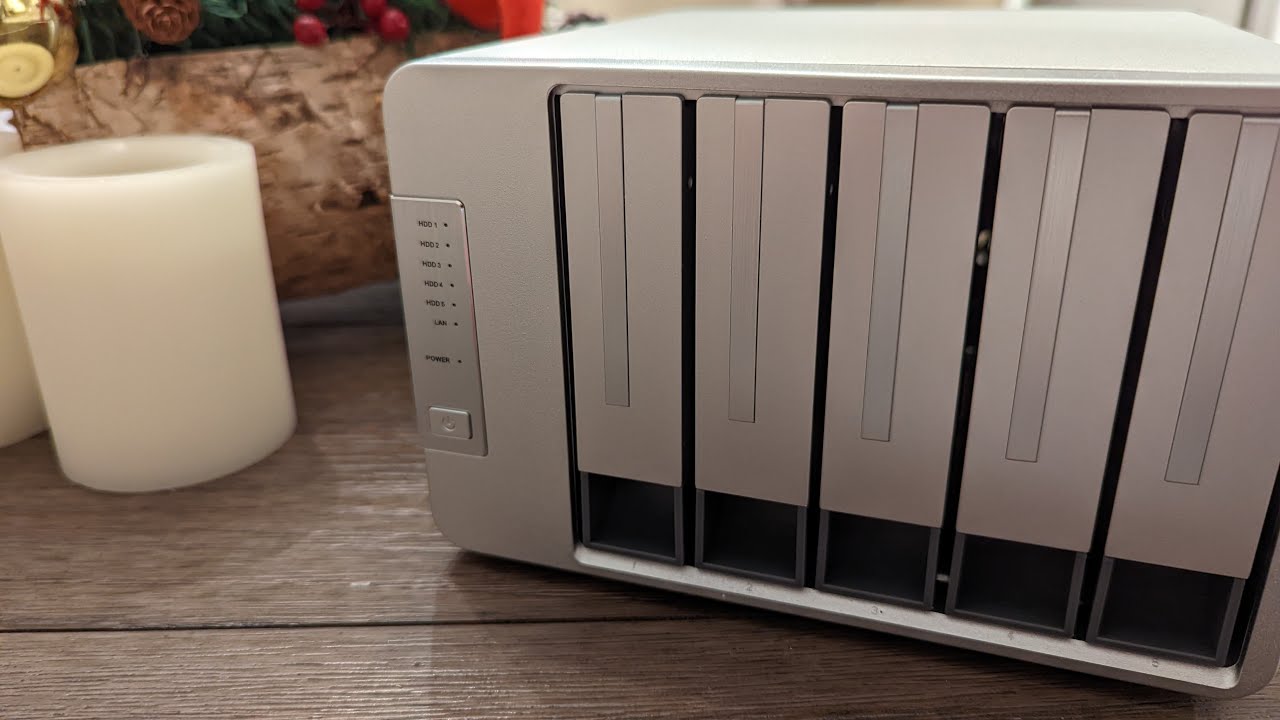 Terra-Master F5-221 5-Bay NAS Review - YouTube