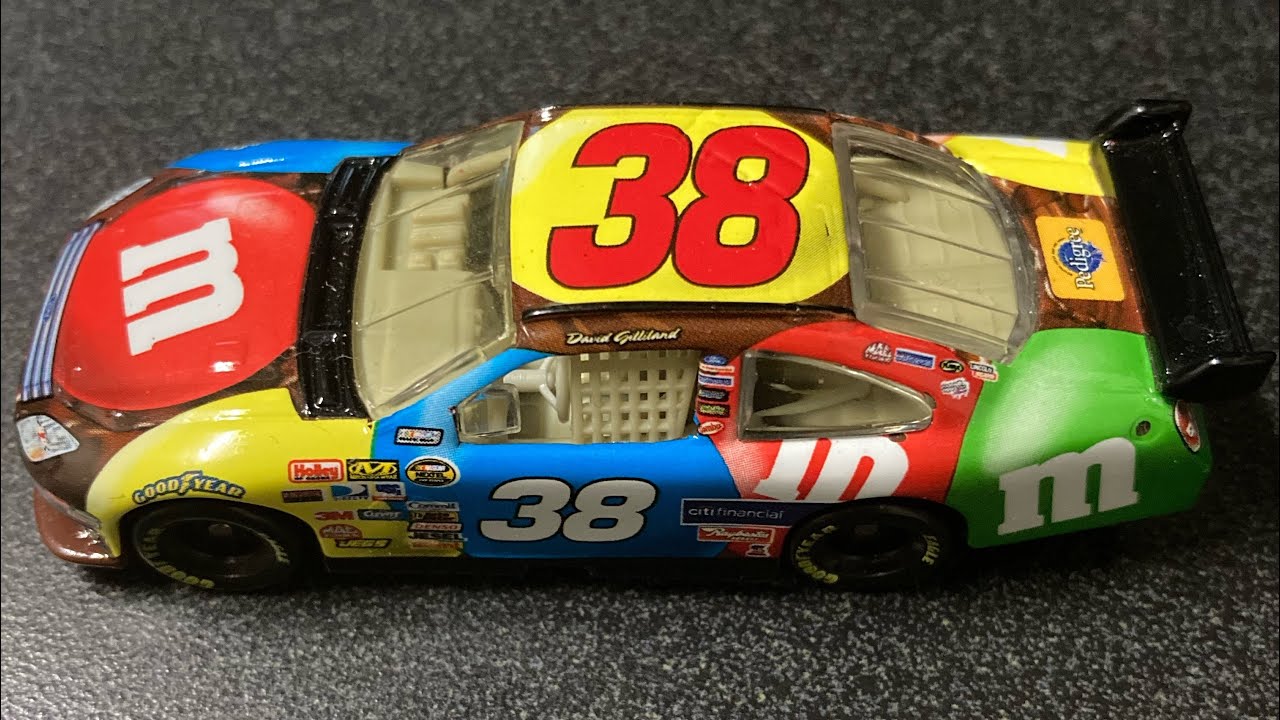 2007 David Gilliland #38 M&M's (COT) (NNCS) 1:64 Diecast Review