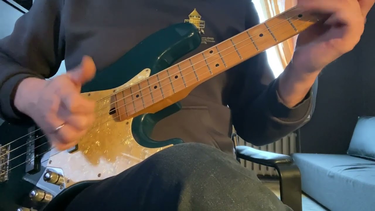 Brian by Bacchus BJB-380 Blue - YouTube