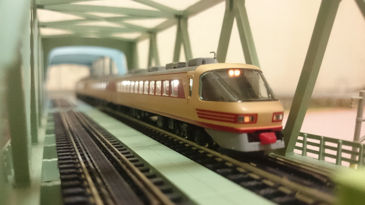 鉄道模型〗485系(パノラマ編成) 雷鳥 - YouTube