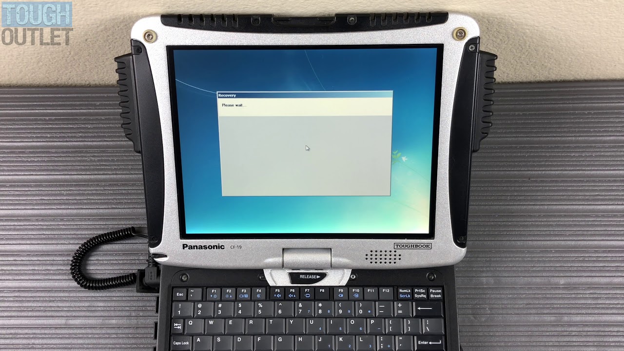 Panasonic Toughbook CF-19: How to the use recovery partition - YouTube
