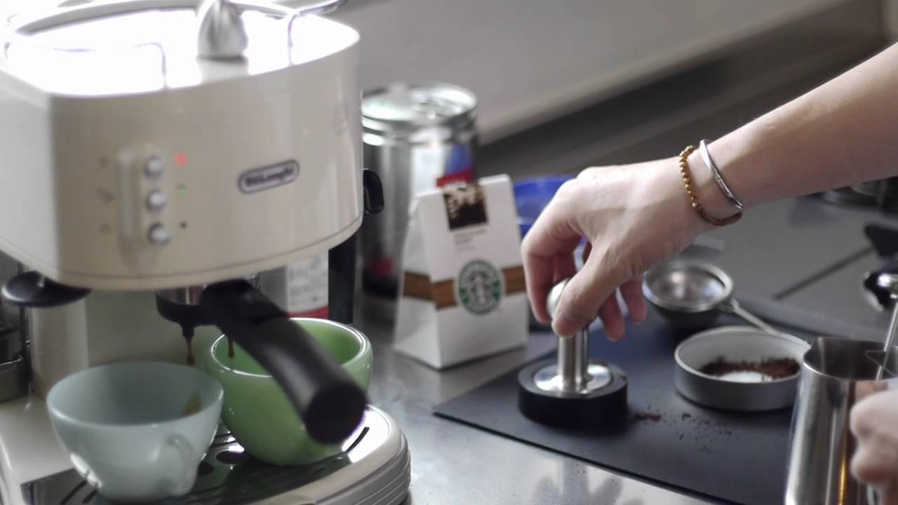 エスプレッソマシン DeLonghi ECM300J-E - YouTube