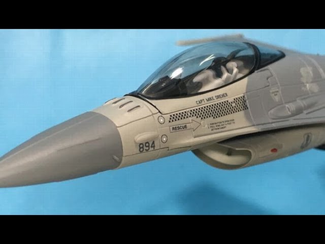 HOBBYMASTER 1/72 F-16CM Fighting Falcon 92-3894, PACAF Viper Demo