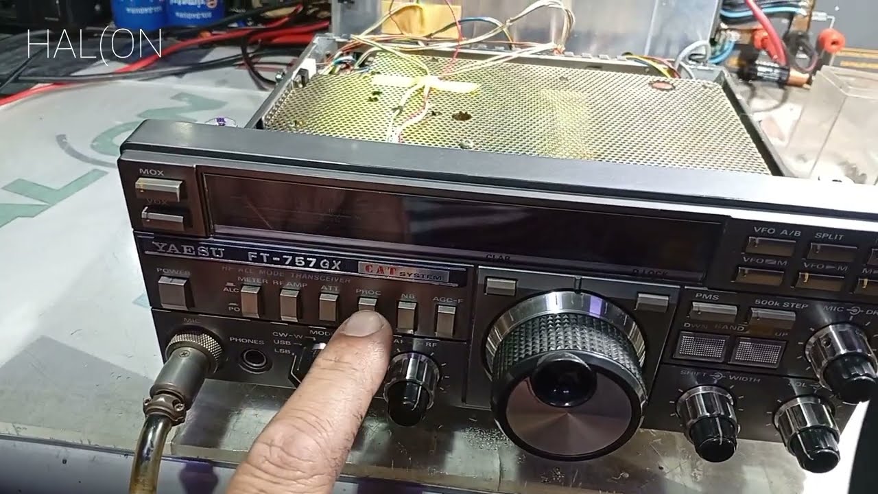 YAESU FT 757 GX (adjustments and cleaning) - YouTube