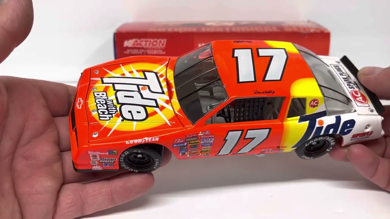Darrell Waltrip 1989 Tide Daytona 500 Winner 1/24 Nascar Diecast