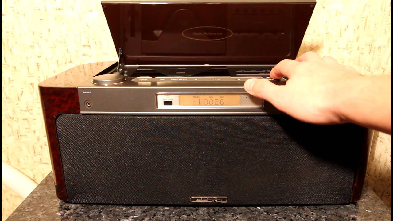 SONY D-3000 CELEBLITY - YouTube