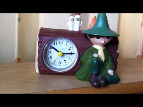 スナフキンおしゃべり目覚まし時計 - YouTube