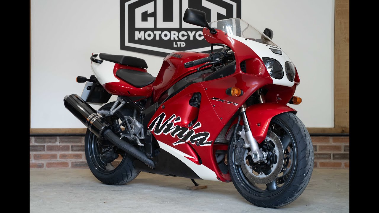 1999 Kawasaki ZX7R walk around, www.cultmotorcycles.co.uk - YouTube