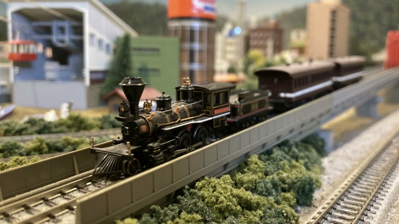 Nゲージ】7100形「義経号」ジオラマ走行 - YouTube