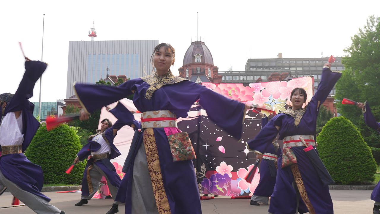 4K] 朱雀 YOSAKOIソーラン祭り 2025 土曜日 道庁赤れんが会場 (中央