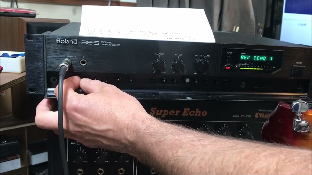 Roland Space echo RE-5 demo- Japanese only Roland offering from