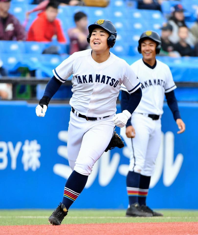 15年V高松商が4強、11年Vの八戸学院光星を撃破 出場唯一の公立校