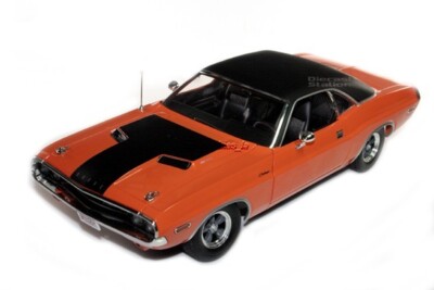 1970 DODGE CHALLENGER R/T (DARDEN'S) FAST & FURIOUS 1/18 ORANGE