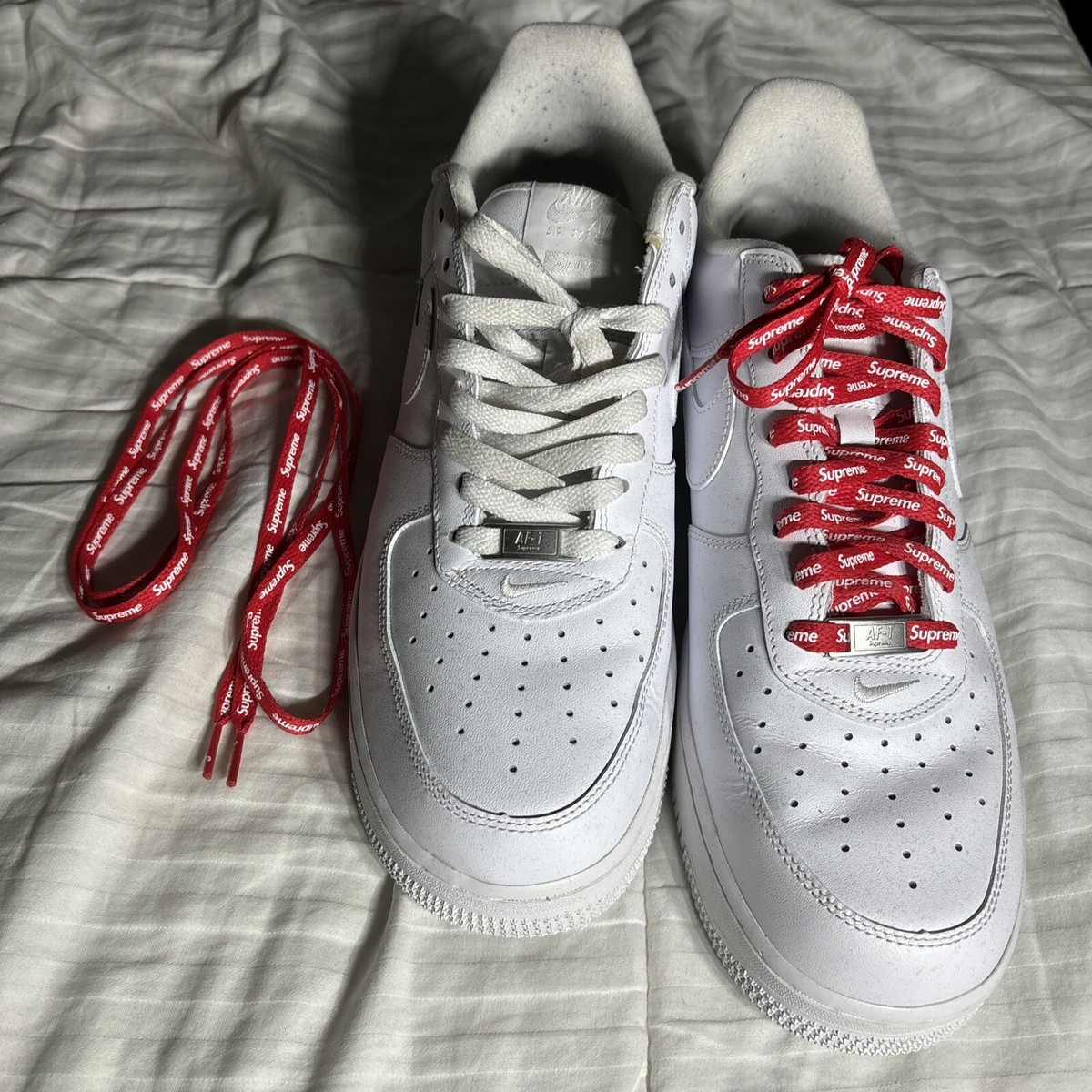 Size 10.5 - Nike Air Force 1 x Supreme Low Box Logo - White
