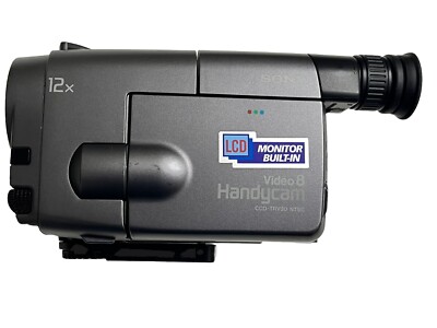 Sony Handycam CCD-TRV30 Hi-8 Camcorder W Flip Out Screen Nightshot