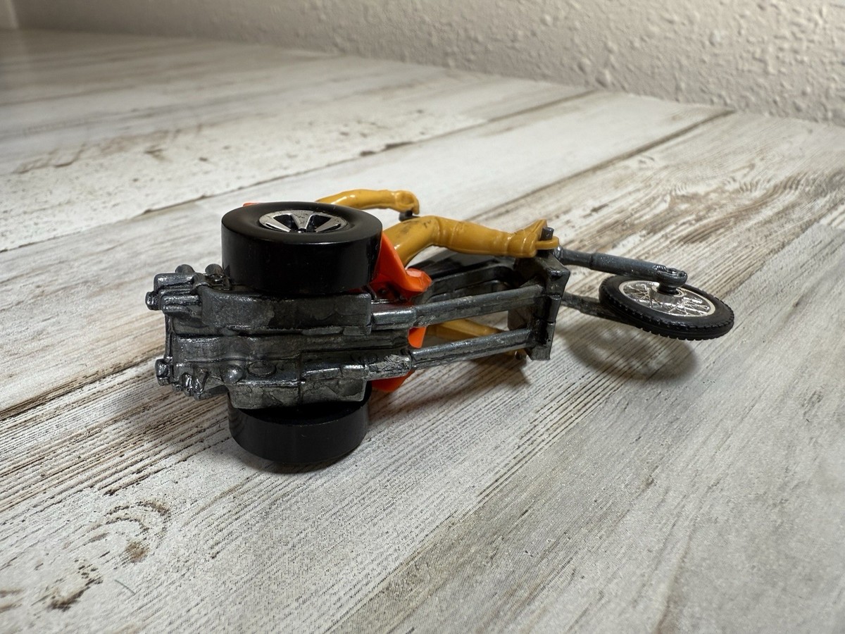 Vtg 1971 RRRumblers Rumblers Hot Wheels Torque Chop Trike Yellow