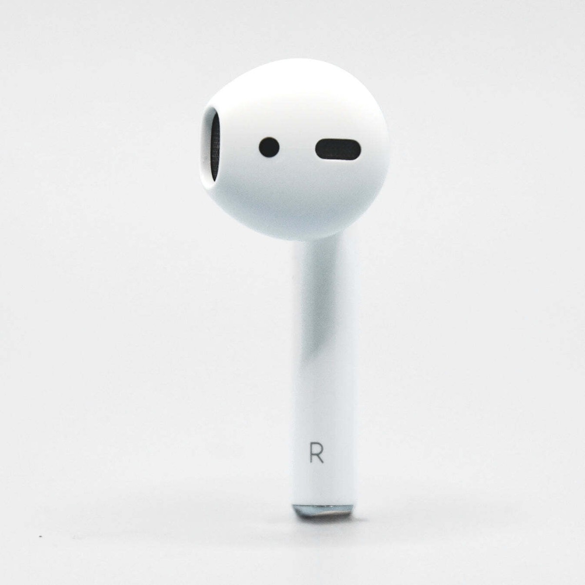 Genuine Apple AirPods 1st Generation Replacement AirPod (Right Ear