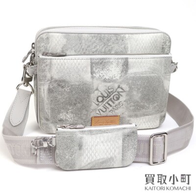 Louis Vuitton Damier Salt Collection Trio Messenger Gray Shoulder