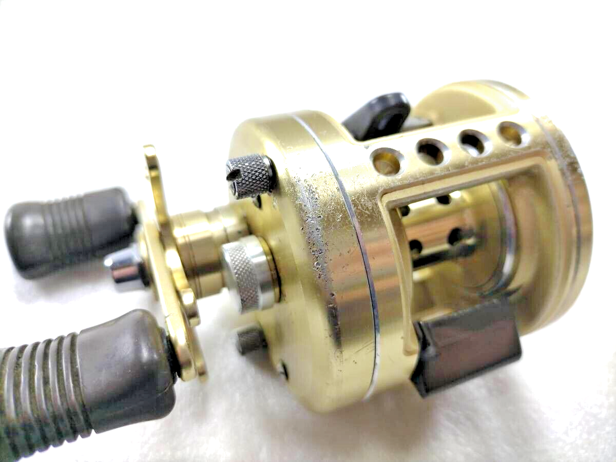 Shimano Calcutta 201XT Left-Handle Baitcasting Reel | eBay