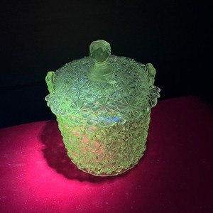 Fenton Daisy Button | eBay