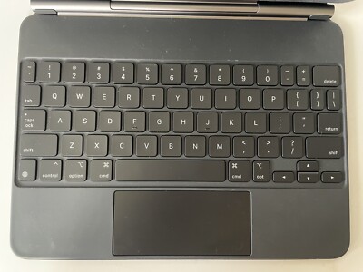 マウス・トラックボール Apple iPad MagicKeyboard MXQT2J/A A2261