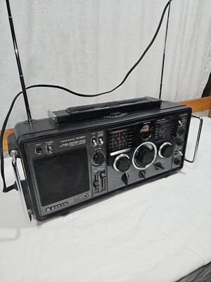 Vintage. Sanyo rp 8880 Radio. | eBay