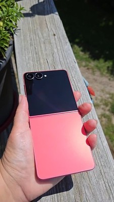 Samsung Galaxy Z Flip 7 - 256 GB - Coralred (Unlocked) for sale