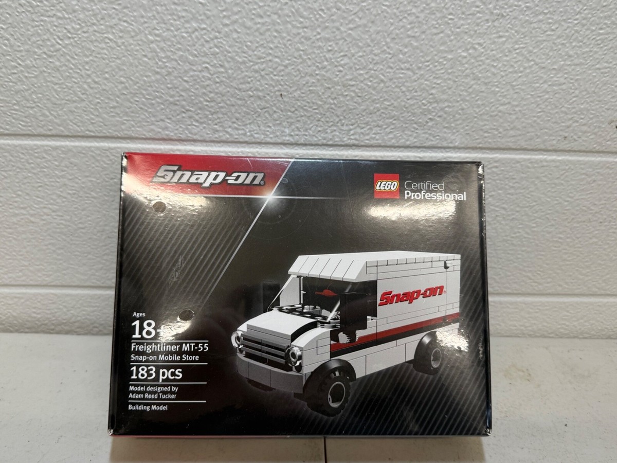Lego Snap On Freightliner MT-55 1950's Snap-On Van & KRL7022