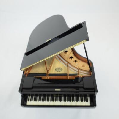 SEGA TOYS Grand Pianist Miniature Black Grand Piano 1/6 Scale