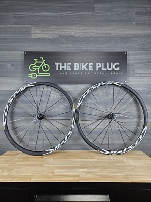 Mavic Cosmic Elite UST Disc Alloy Wheelset 700c Tubeless Shimano