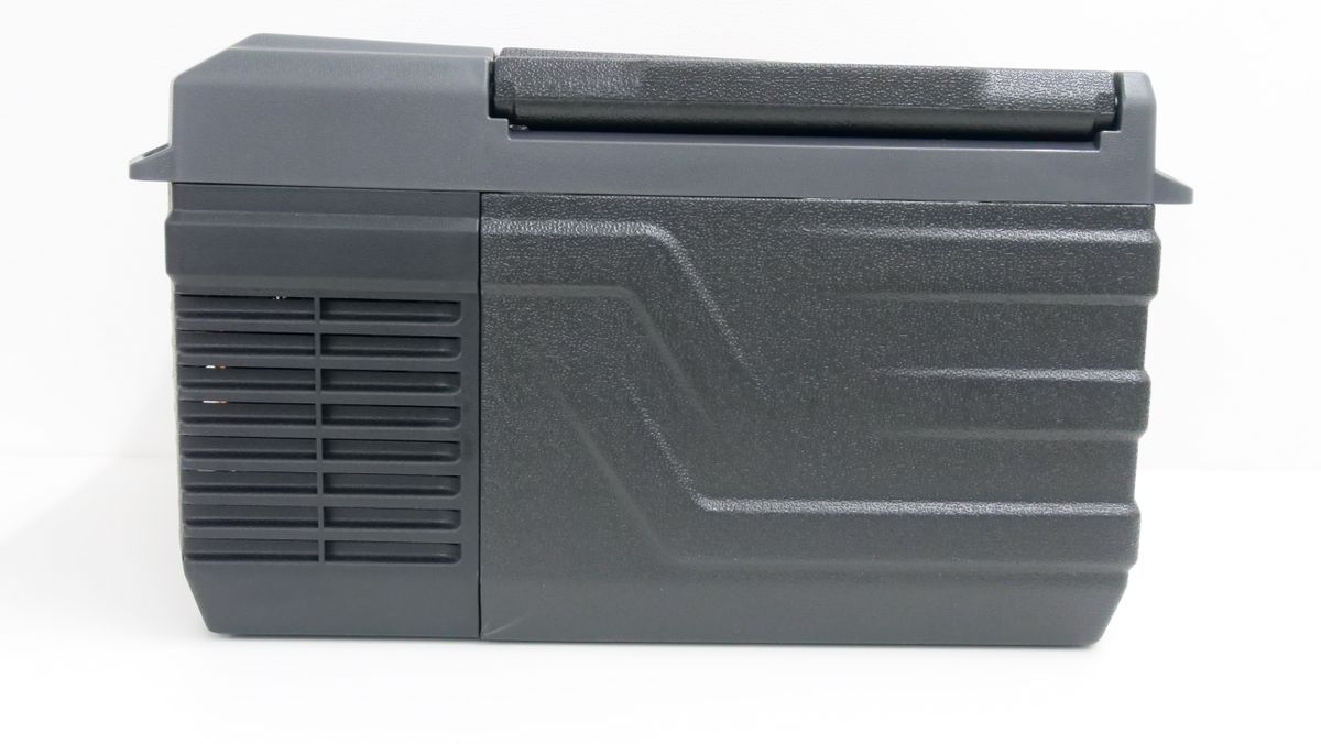 飲食物がたっぷり入る上に車載電源対応でアウトドアレジャーにピッタリ