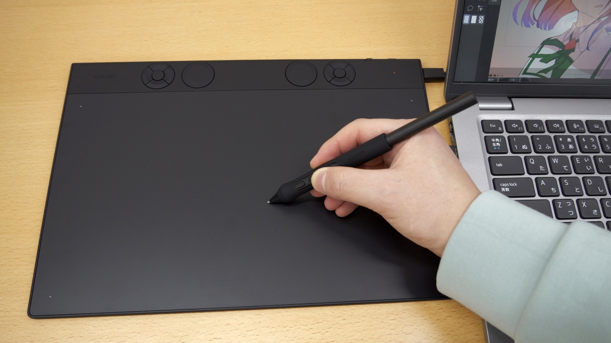 ワコムの板タブ「Intuos Pro(2025)」の進化した外観レビュー、描画