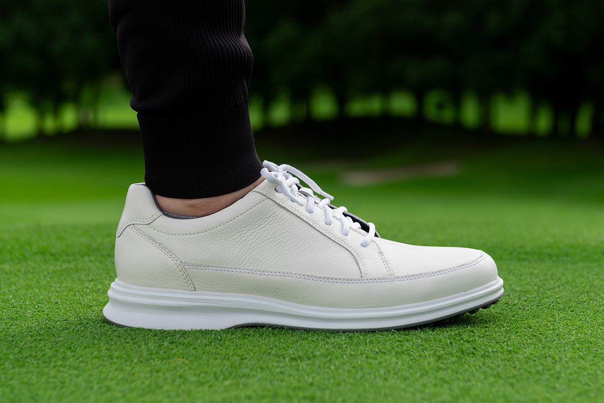 ロックポート「トータルモーション リンクス」を試し履き 米国老舗革靴