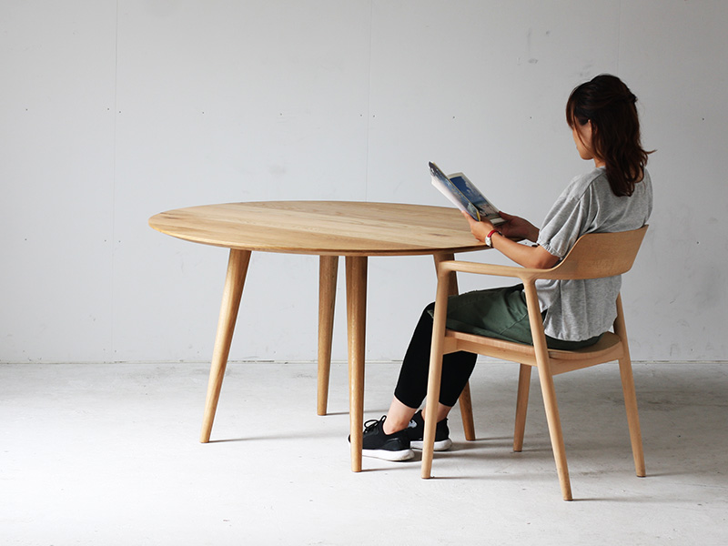 ラウンドテーブル、円テーブル、パレッタラウンドテーブル