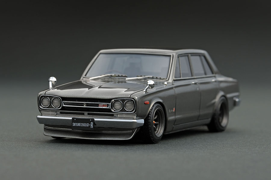 IG1595 1/43 Nissan Skyline 2000 GT-R (PGC10) Silver | LINE UP