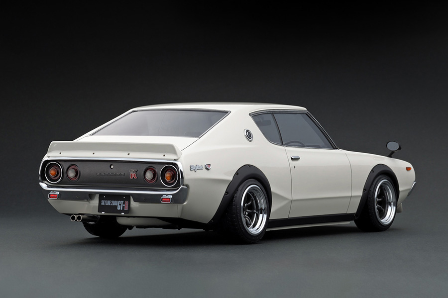 IG1806 1/12 Nissan Skyline GT-R (KPGC110) White With Engine | LINE