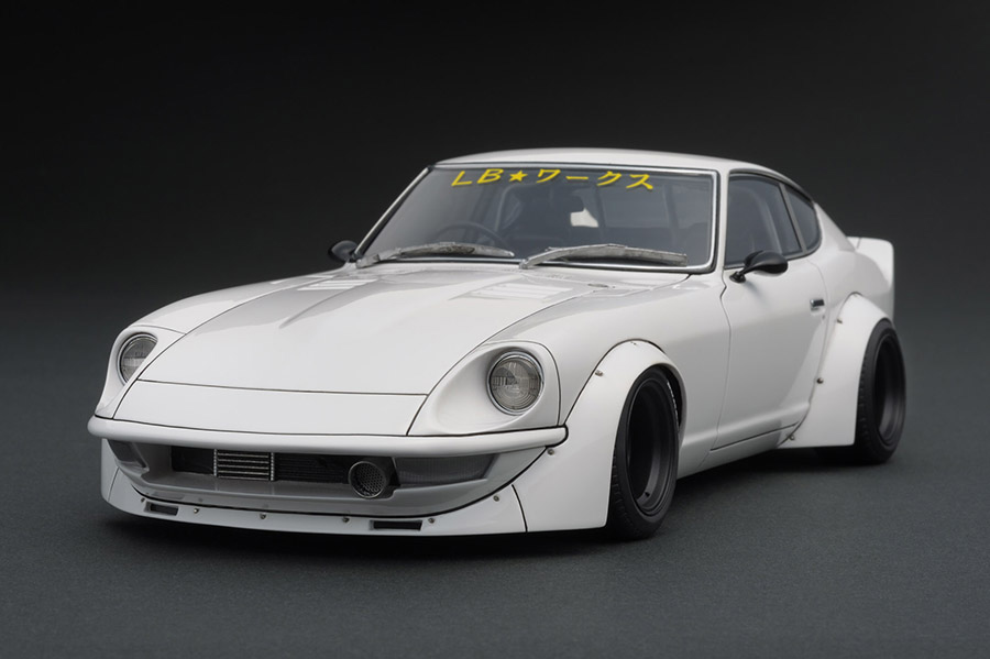 IG1100 1/18 LB-WORKS Fairlady Z (S30) White | LINE UP | [公式