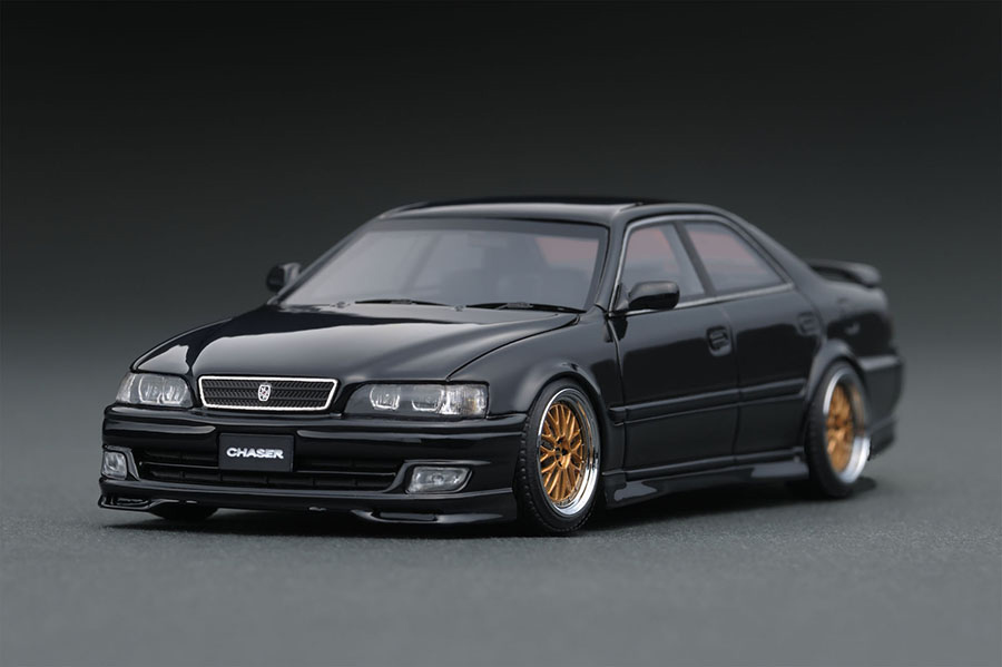 IG1232 1/43 Toyota Chaser Tourer V (JZX100) Black | LINE UP