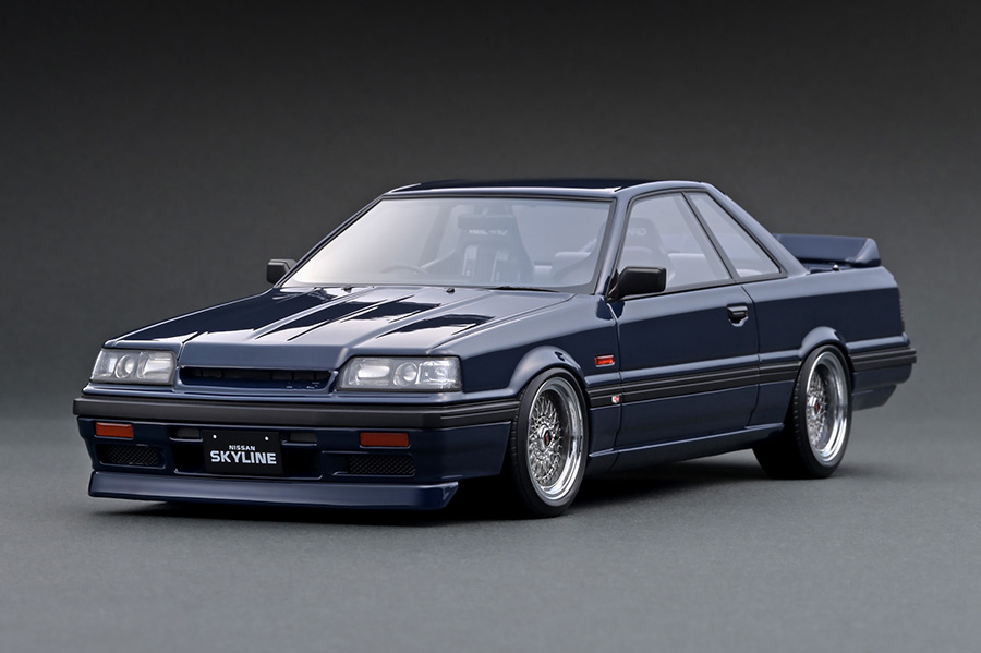 IG2110 1/18 Nissan Skyline GTS-R (R31) Blue Black With Engine