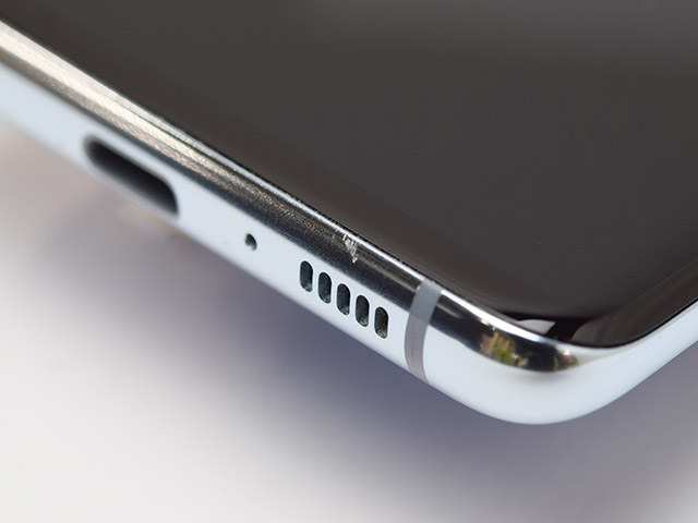 SIMロック解除済】au iPhone7 128GB A1779 (MNCP2J/A) ジェット