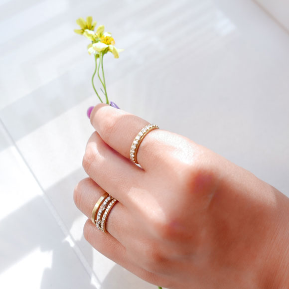 重ね着け Vol.2】一輪ずつ重ねてゆく | IMAYO Official Website