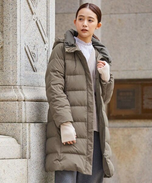 極美品イブルースダウンコートベルテッドコートロング丈ベージュ42