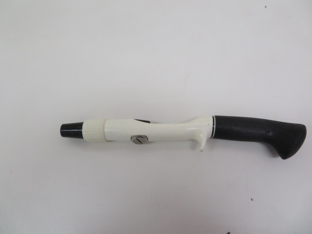 Lew's FUJI スピードグリップ ロブスター ホワイト | アウトドア用品