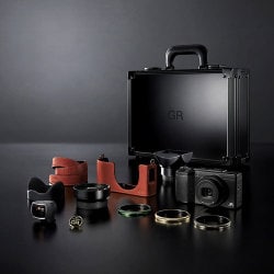 ヨドバシ.com - リコー RICOH GR II Premium Kit 10周年記念モデル